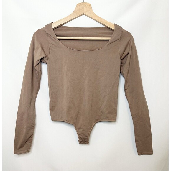 Skims Essential Long Sleeve Scoop Neck Thong Bodysuit Tan Women’s L/XL NEW - Picture 1 of 7